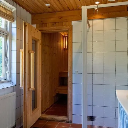 Feriehus In With Swimming Pool *
